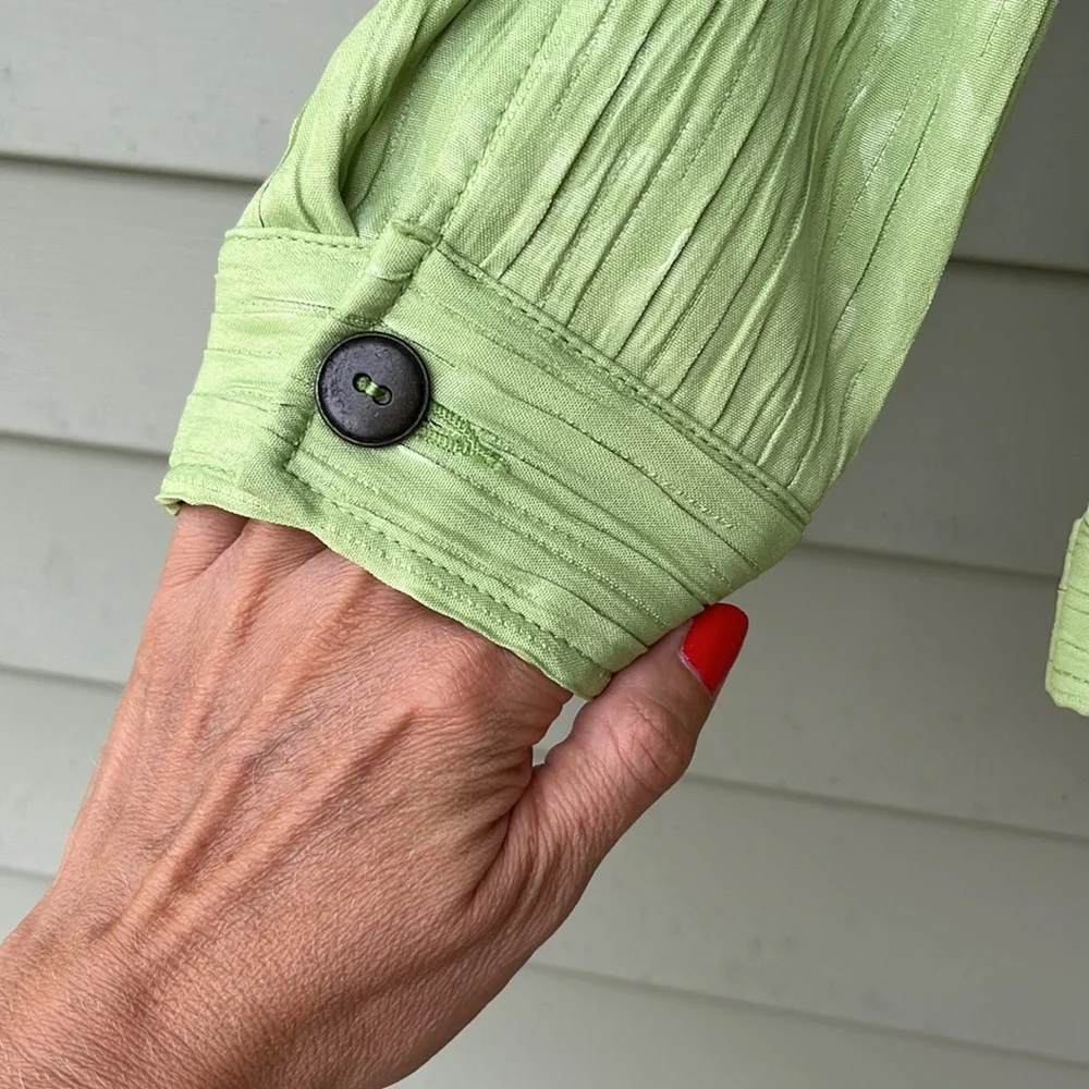 New Ruby Rd. Neon green animal print button down jacket - Picture 3 of 15